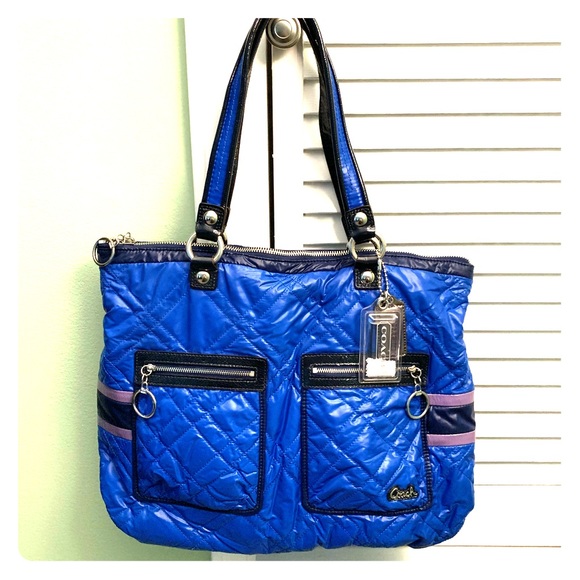 Coach Handbags - Coach Puffer Purse